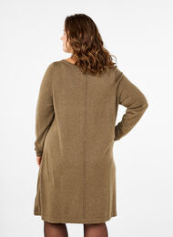 Knitted dress in cotton-viscose blend, Dusky Green, Model