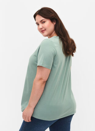 Zizzifashion Basic plain cotton t-shirt, Chinois Green, Model image number 1