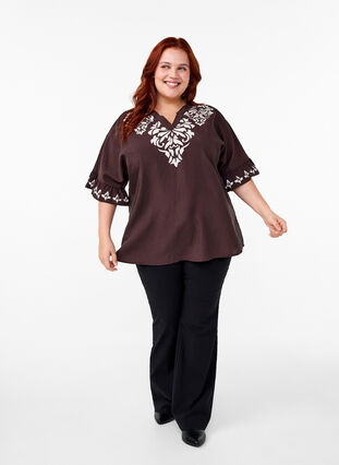 Zizzifashion Short-sleeved blouse with print and ruffles, Seal Brown, Model image number 2