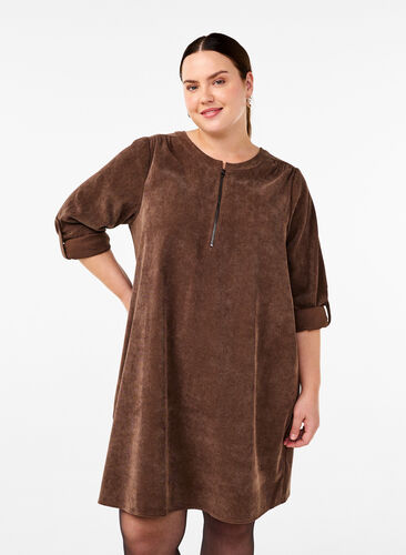 Zizzifashion Velvet dress with a zip detail, Chocolate Martini, Model image number 0