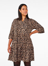 Short A-line dress with leopard print, LEO AOP, Model