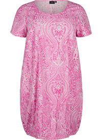 Short-sleeved cotton dress with paisley print