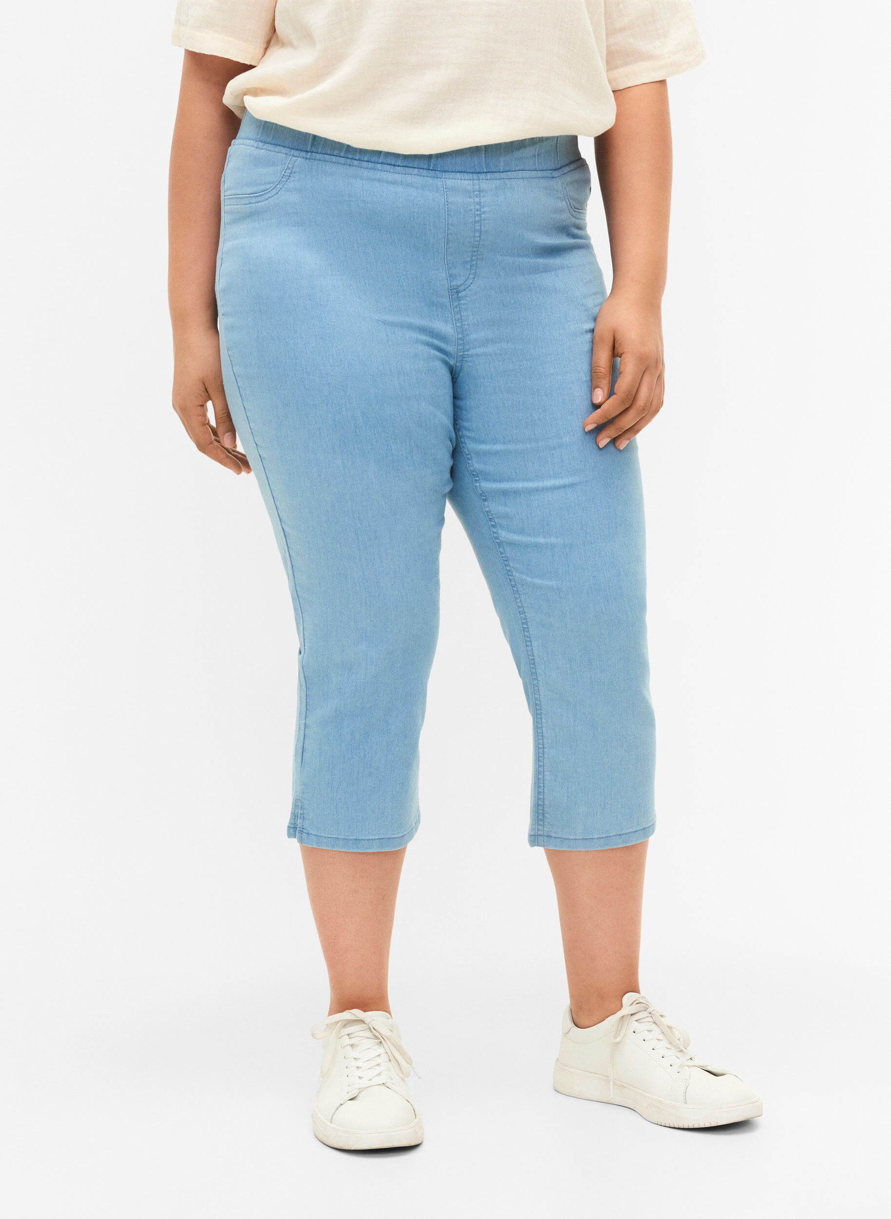 Size clearance 2 capris