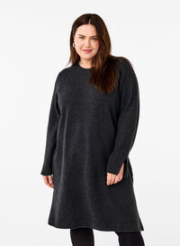 Knitted dress with a round neck and slit, Dark Grey Melange, Model