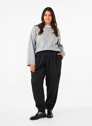 Zizzifashion Trousers with cargo pockets and elasticated waist, Black Sand Pin St., Model image number 0