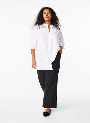 Zizzifashion Long viscose shirt with lace detail, Bright White, Model image number 2