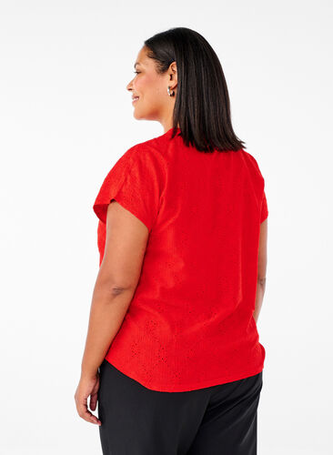 Zizzifashion Blouse with short sleeves and floral embroidery, Flame Scarlet, Model image number 1