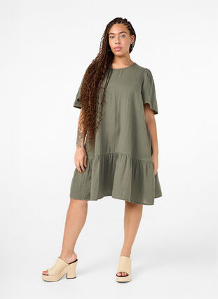 Zizzifashion Cotton short-sleeved dress with a-line cut, Thyme, Model image number 2