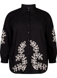 Loose cotton shirt with embroidery