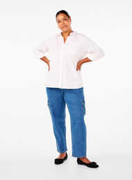 Cargo jeans with high waist, Blue Denim, Model