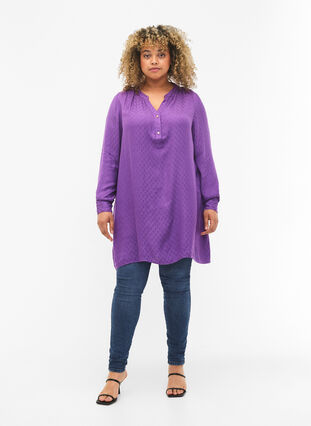 Zizzifashion Viscose tunic with tone-on-tone pattern, Lavender Violet, Model image number 2
