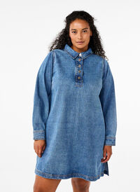 Short denim dress with A-shape and long sleeves, Blue Denim, Model