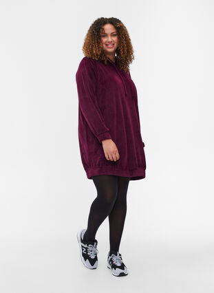 Sporty sweatshirt dress with hood - Purple - Sz. 42-60 - Zizzifashion