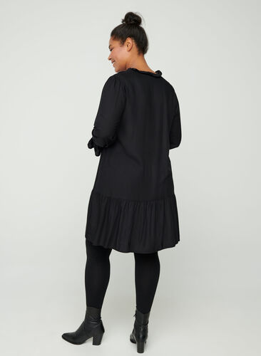 Solid colour strap dress in viscose - Black - Sz. 42-60 - Zizzifashion