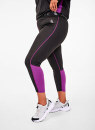 Base layer bottoms with contrast details, Black w. Charisma, Model