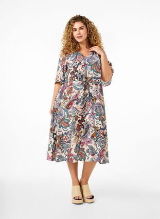 Zizzifashion Short sleeve viscose dress in a paisley print, Sand Do. Paisley AOP, Model image number 0