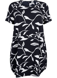 Dress with print and short sleeves