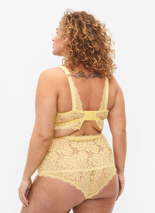 Lace hipster brief with high waist - Yellow - Sz. 42-60 - Zizzifashion