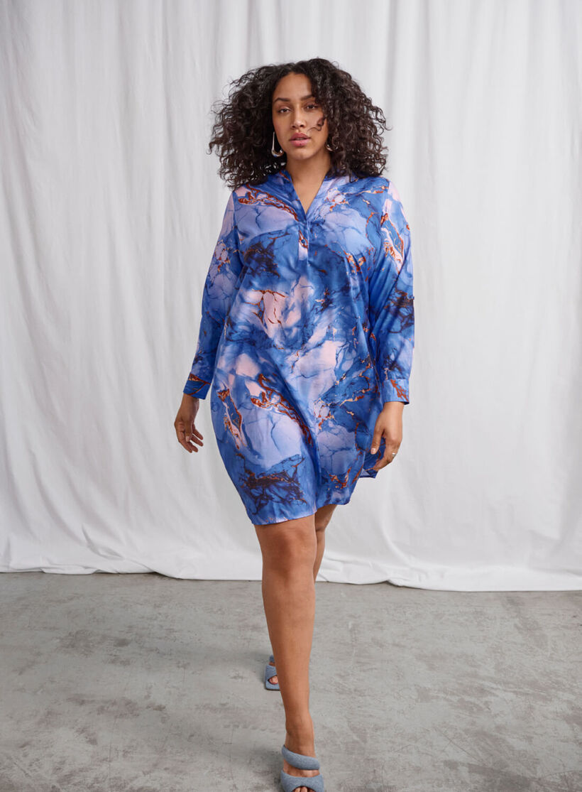 Zizzifashion Shirt dress with marble print, , Model, 1