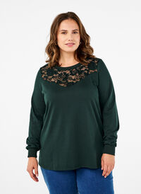 Sweatshirt with lace details, Scarab, Model