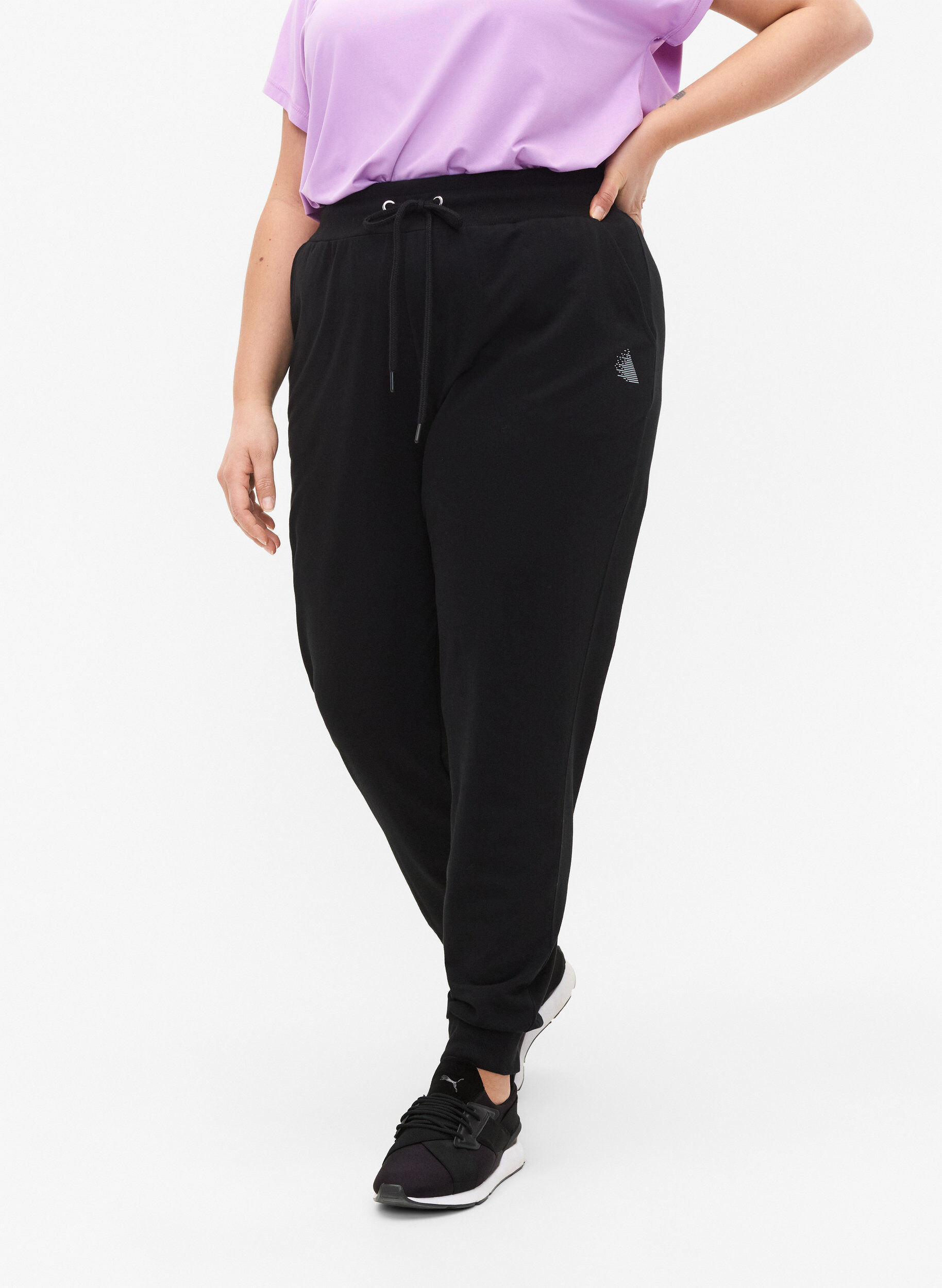 Casual Sports Pants Elastic Waist Loose Fit Workout Trousers Light Lilac  Women's Cotton Rich Cuffed Joggers - China Sweatpants Women and Women  Joggers price | Made-in-China.com
