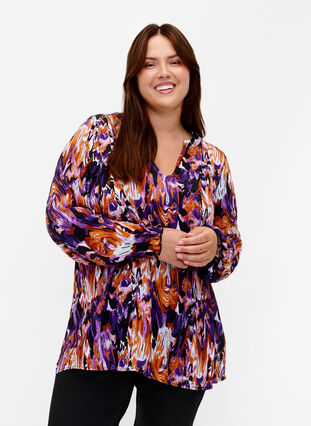 Zizzifashion Long-sleeved viscose blouse with print, Pansy AOP, Model image number 0
