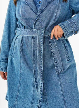 Zizzifashion Denim trench coat with belt, Blue Denim, Model image number 4