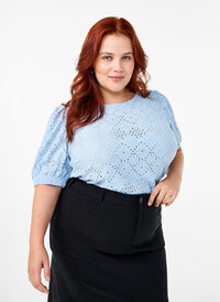 Short-sleeved blouse with lace pattern, Cashmere Blue, Model