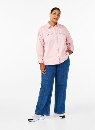 Zizzifashion Solid-colored denim shirt with chest pockets, Pale Mauve, Model image number 2