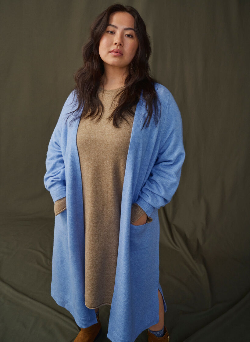 Long knitted cardigan with pockets, Cornflower Blue Mel., Image