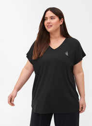 Loose training t-shirt with v-neck, Black, Model