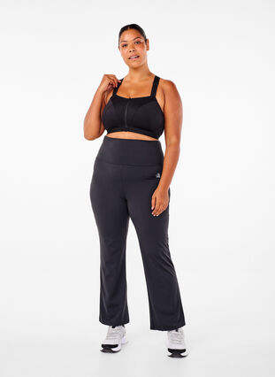 Zizzifashion Sports bra with a front closure and high support, Black, Model image number 2