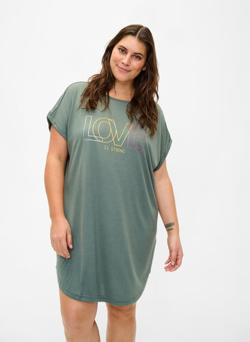 Zizzifashion Short sleeve nightgown with text print, Balsam Green Love, Model image number 0
