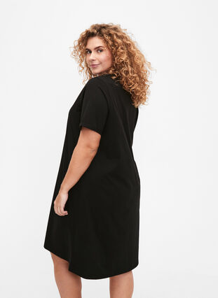 Zizzifashion Short-sleeved nightgown in organic cotton, Black Coffee, Model image number 1