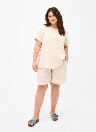 Zizzifashion Loose shorts in cotton blend with linen, Sandshell, Model image number 3