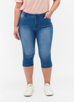 Zizzifashion High waisted Amy capri jeans with super slim fit, Light Blue Denim, Model image number 2