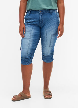 Zizzifashion Slim fit capri jeans with pockets, Light blue denim, Model image number 3