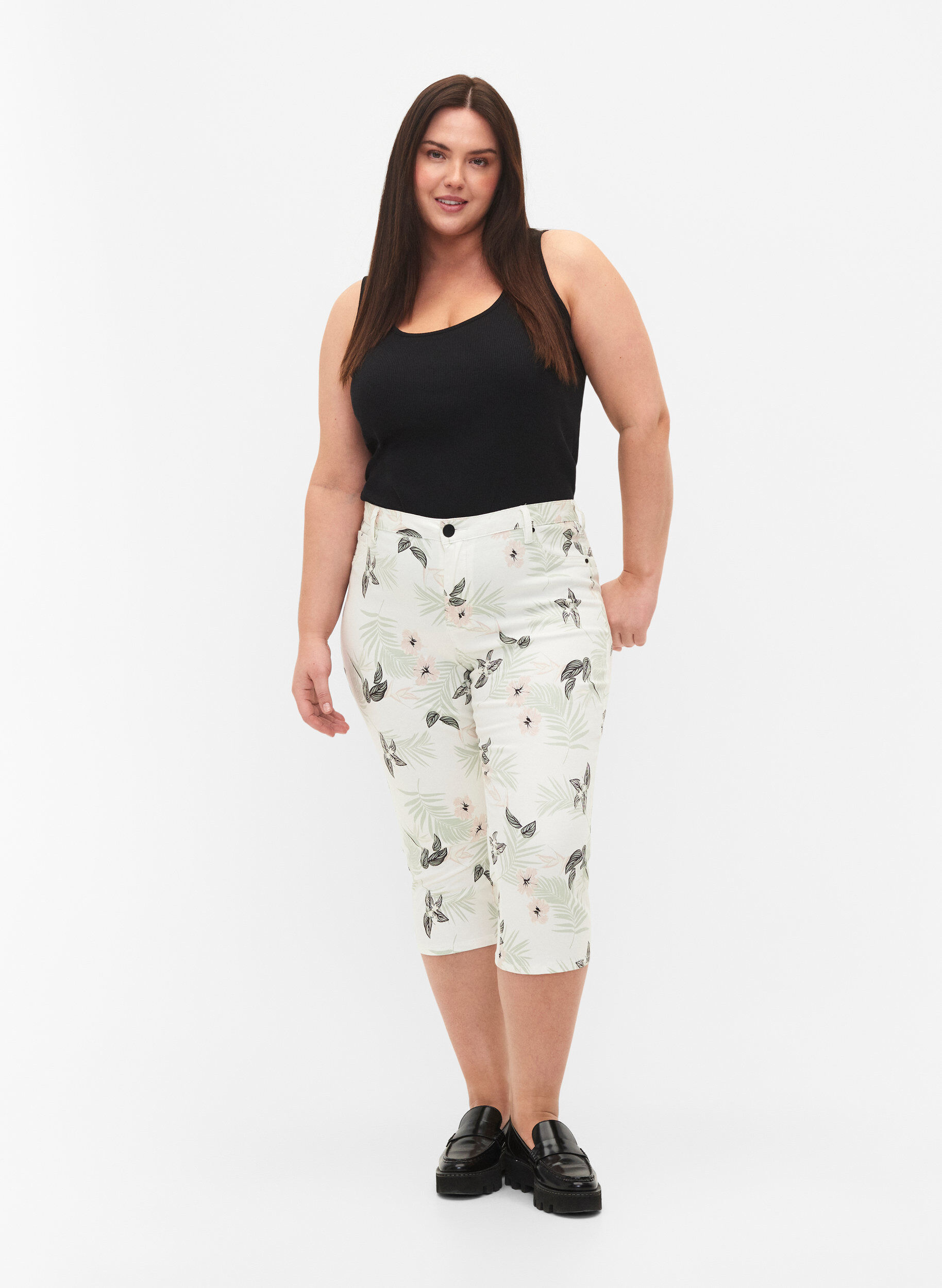 White jean clearance capris plus size