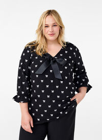 Blouse with bows and 3/4 sleeves, Black White Bow, Model
