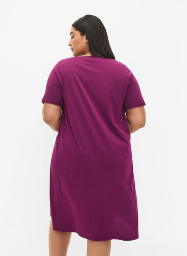 Zizzifashion Short-sleeved nightgown in organic cotton, Dark Purple Relax, Model image number 1