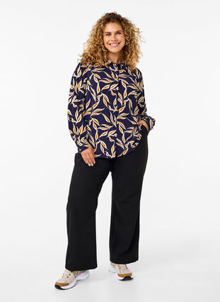 Zizzifashion Shirt with leaf print and collar, Ev. Blue w. Leaf AOP, Model image number 2