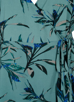 Zizzifashion Printed wrap dress with short sleeves , Sea Pine Leaf AOP, Packshot image number 2