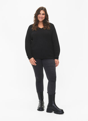 Zizzifashion Structure-patterned pullover in organic cotton	, Black, Model image number 2