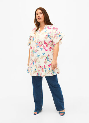 Zizzifashion Striped cotton tunic, Eggnog Flower AOP, Model image number 2