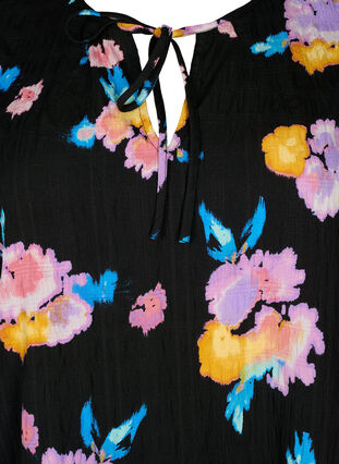 Zizzifashion Dress with short puff sleeves and floral print, Black w. flower AOP, Packshot image number 2