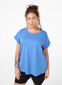 Short sleeve cotton blend T-shirt, Riverside, Model