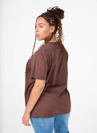 Zizzifashion Basic cotton T-shirt with round neck, Chocolate Martini, Model image number 1