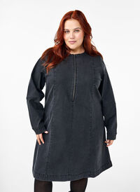 A-shape denim dress with zip, Grey Washed, Model
