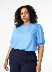 Viscose blouse with 1/2 sleeves, Cornflower Blue, Model