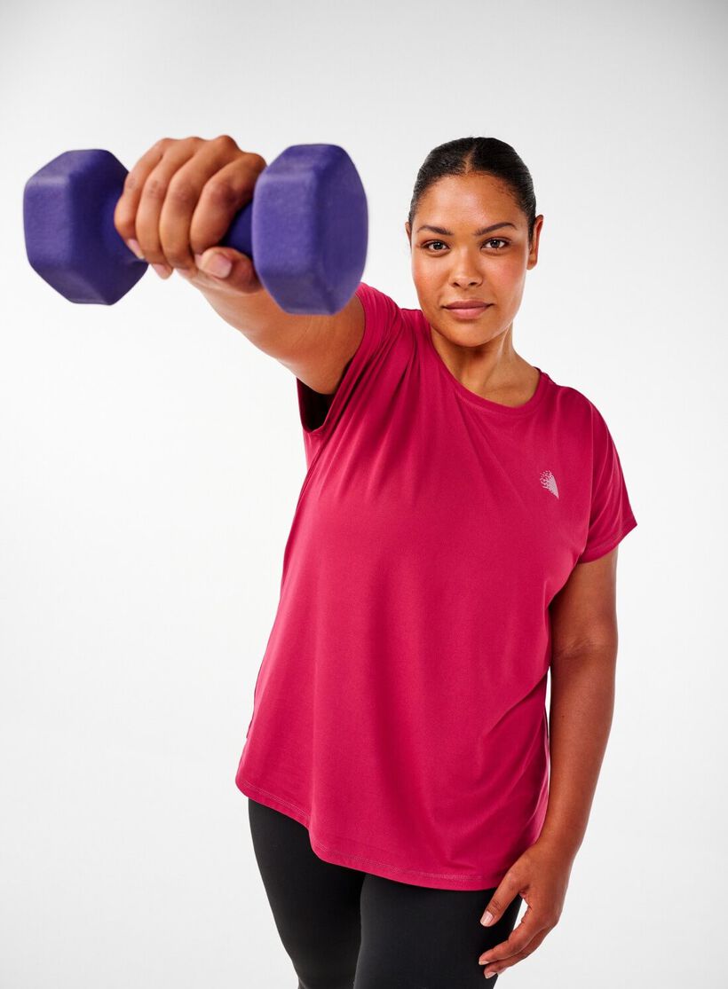 Solid coloured training t-shirt, , Model